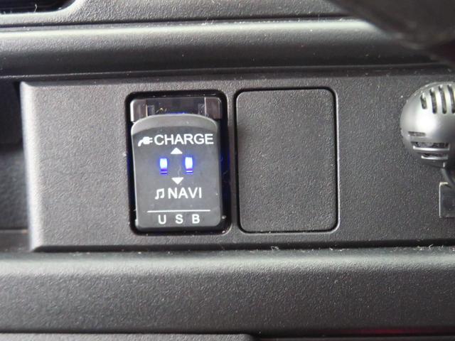 ハイゼットカーゴクルーズＳＡIII　　２ＷＤ　４ＡＴ　ＥＴＣ　１年間無料保証２０２６初売り１／４〜　ＢＴ接続　電動ミラー　車線逸脱警告　フルセグ　ＬＥＤライト　Ｂカメラ　ワンオーナー　オートライト　純正７型ナビ　前後ドラレコ　キーレスエントリー　レベリング　パワーウィンドウ（三重県）の中古車