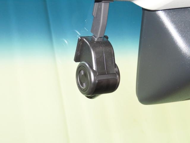 ハイゼットカーゴクルーズＳＡIII　　２ＷＤ　４ＡＴ　ＥＴＣ　１年間無料保証２０２６初売り１／４〜　ＢＴ接続　電動ミラー　車線逸脱警告　フルセグ　ＬＥＤライト　Ｂカメラ　ワンオーナー　オートライト　純正７型ナビ　前後ドラレコ　キーレスエントリー　レベリング　パワーウィンドウ（三重県）の中古車