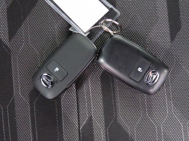 タフトＧターボ　ダーククロムベンチャー　キーフリー　１年間無料保証２０２６初売り１／４〜　車線逸脱警報装置　衝突回避支援ブレーキ　シートヒーター　安全ボディ　ＬＥＤ　ムーンルーフ　Ａストップ　エアバッグ　記録簿　バックカメラ　電動パーキングブレーキ　コーナーセンサー（三重県）の中古車