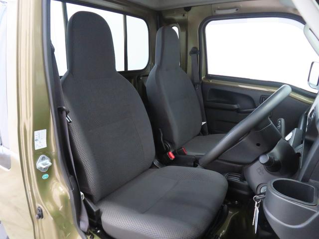 ハイゼットトラックジャンボ　４ＷＤ　４ＡＴ　ゲートプロテクター　１年間無料保証記録簿　キーレスキー　ワンオーナー　荷台作業照明　ゲートチェーン　あゆみ板掛け　レベリング　マニュアルエアコン　パワーウィンドウ　ＣＤ再生　純正フロアマット（三重県）の中古車