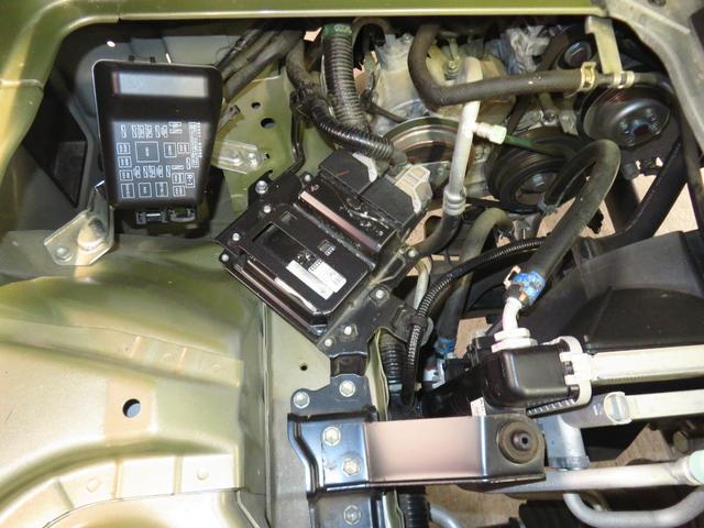 ハイゼットトラックジャンボ　４ＷＤ　４ＡＴ　ゲートプロテクター　１年間無料保証記録簿　キーレスキー　ワンオーナー　荷台作業照明　ゲートチェーン　あゆみ板掛け　レベリング　マニュアルエアコン　パワーウィンドウ　ＣＤ再生　純正フロアマット（三重県）の中古車