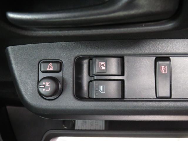 ハイゼットカーゴクルーズ　２ＷＤ　ＣＶＴ　マニュアルエアコン　１年間無料保証車線逸脱　電動ミラー　衝突軽減システム　ハイビームアシスト　１オーナー　アイドリングＳＴＯＰ　オートライト　ＡＢＳ　キーフリーシステム　純正フロアマット　コーナーセンサー　パワーウィンドウ　レベリング（三重県）の中古車