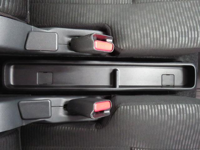 ハイゼットカーゴクルーズ　２ＷＤ　ＣＶＴ　マニュアルエアコン　１年間無料保証車線逸脱　電動ミラー　衝突軽減システム　ハイビームアシスト　１オーナー　アイドリングＳＴＯＰ　オートライト　ＡＢＳ　キーフリーシステム　純正フロアマット　コーナーセンサー　パワーウィンドウ　レベリング（三重県）の中古車