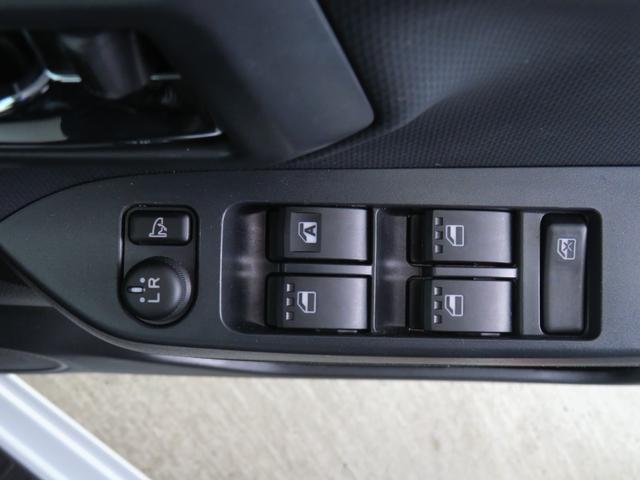 ミライースＸ　ＳＡIII　　　　　　キーレスエントリー　１年間無料保証盗難防止アラーム　試乗車ＵＰ　衝突回避支援ブレーキ機能　電格ミラ　レーンキープアシスト　安全ボディ　Ｂカメ　点検記録簿付　１オーナー　ＬＥＤライト　ＡＢＳ　コーナーセンサー　マニュアルエアコン（三重県）の中古車