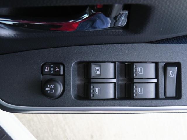 トールカスタムG 純正9型ディスプレイオーディオ 1年間無料保証LEDライト ブルートゥース 電格ミラー ウォークスルー 地デジ バックカメラ ワンオーナー USB キーフリー 電動パーキングブレーキ 両側パワースライドドア コーナーセンサー HDMI接続(三重県)の中古車