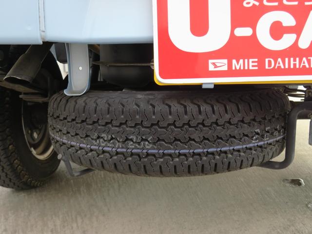 ハイゼットトラックスタンダードＳＡIIIｔ　　　４ＷＤ　４ＡＴ　１年間無料保証ペダル踏み間違い抑制　衝突回避支援ブレーキ　ゲートプロテクター　あゆみ板掛け　荷台ゴムマット　レベリング　コーナーセンサー　マニュアルエアコン　純正フロアマット　Ｂｌｕｅｔｏｏｔｈ対応　ＣＤ再生（三重県）の中古車