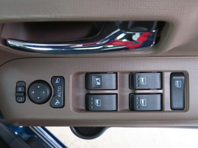 ムーヴキャンバスセオリーＧ　　　運転席・助手席シートヒーター　１年間無料保証衝突軽減ブレーキ　電動パーキングブレーキ　バックカメラ　コーナーセンサー　キーフリー　電動格納式ミラー　ＬＥＤヘッド　両側オートスライドドア　ベンチシート　衝突安全ボディ　ワンオーナー　ＡＢＳ（三重県）の中古車