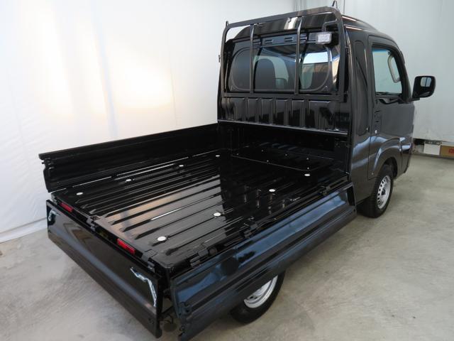 ハイゼットトラックジャンボエクストラ　　　　　　４ＷＤ　ＣＶＴ　１年間無料保証電動格納式ミラー　デフロック　キーフリー　荷台作業照明　ゲートチェーン　マニュアルエアコン　コーナーセンサー　ＬＥＤヘットライト　記録簿　衝突安全ボディ　オートライト　ＡＢＳ　パワーウィンドウ（三重県）の中古車