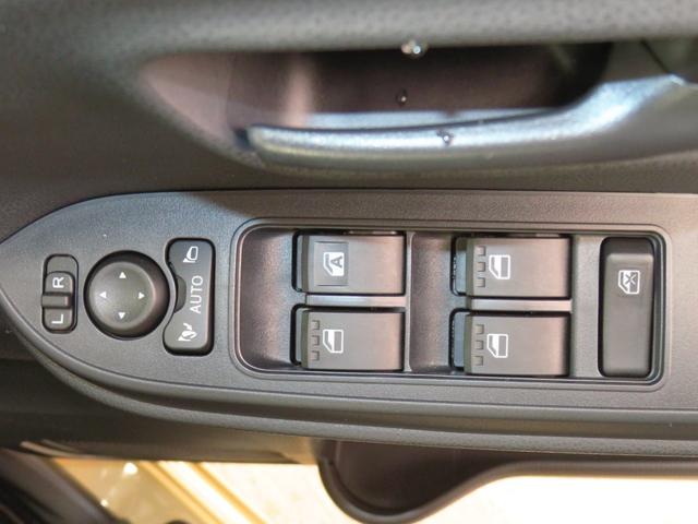 タントＸ　運転席・助手席シートヒーター　キーフリー　１年間無料保証コーナーセンサー　電動パーキングブレーキ　バックカメラ　アイストップ　セキュリティ　点検記録簿　１オーナー　衝突安全ボディ　ＬＥＤ　両側スライド片側電動　ＡＢＳ　オートエアコン　パワーウィンドウ（三重県）の中古車