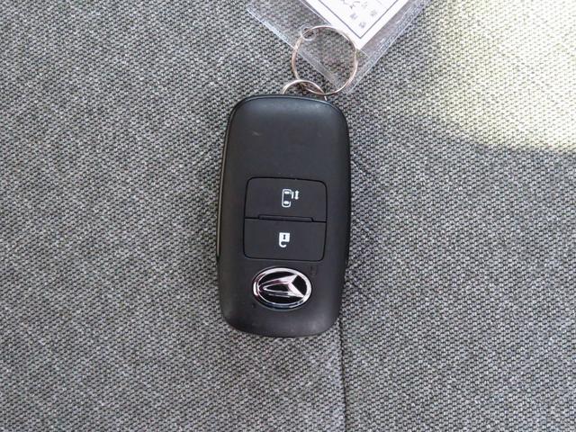 タントＸ　運転席・助手席シートヒーター　キーフリー　１年間無料保証コーナーセンサー　電動パーキングブレーキ　バックカメラ　アイストップ　セキュリティ　点検記録簿　１オーナー　衝突安全ボディ　ＬＥＤ　両側スライド片側電動　ＡＢＳ　オートエアコン　パワーウィンドウ（三重県）の中古車