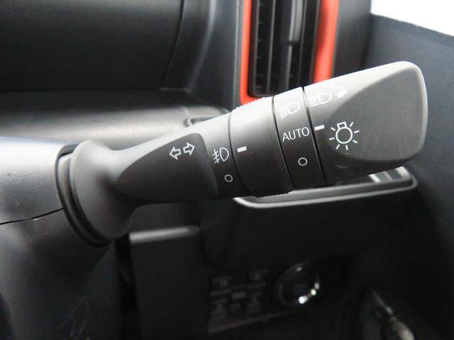 タントファンクロスターボ　　電動パーキングブレーキ　１年間無料保証両側パワースライドドア　コーナーセンサ　展示試乗車　地デジ　電動格納ドアミラー　ＬＥＤライト　ＵＳＢ接続　純正９型ディスプレイオーディオ　バックカメラ　キーフリー　Ｂｌｕｅｔｏｏｔｈ対応　ＨＤＭＩ接続（三重県）の中古車