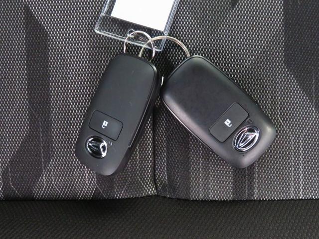 タフトG ダーククロムベンチャー 4WD CVT 1年間無料保証電動パーキングブレーキ コーナーセンサー LEDヘッドライト キーフリー アイドリングストップ車 ムーンルーフ 衝突安全ボディ 記録簿 パノラマカメラ 運転席・助手席シートヒーター オートエアコン(三重県)の中古車