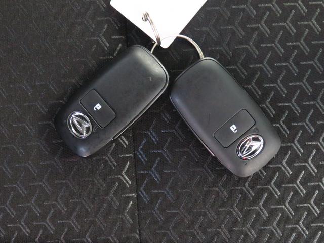 ロッキープレミアムＧ　ＨＥＶ　電動パーキングブレーキ　１年間無料保証コーナーセンサー　Ｂｌｕｅｔｏｏｔｈ対応　ＵＳＢ接続　地デジ　電動格納式ドアミラー　ＬＥＤヘッドランプ　キーフリー　パノラマカメラ　運転席・助手席シートヒーター　純正９型ディスプレイオーディオ（三重県）の中古車