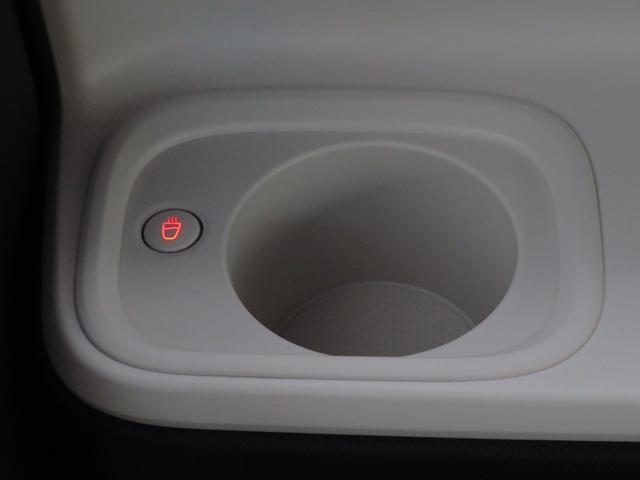 ムーヴキャンバスストライプスＧ　運転席・助手席シートヒーター　１年間無料保証電動パーキングブレーキ　コーナーセンサー　バックカメラ　運転席助手席エアバッグ　試乗車ＵＰ　衝突安全ボディ　キーフリー　ＬＥＤヘッドライト　ワンオーナー　両側パワースライドドア　オートエアコン（三重県）の中古車