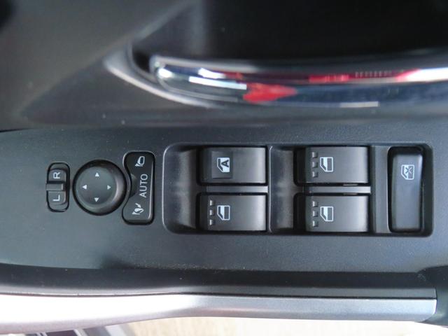 ロッキープレミアムＧ　１年間無料保証電動パーキングブレーキ　コーナーセンサー　前後ドラレコ　ＥＴＣ　運転席・助手席シートヒーター　ＵＳＢポート　電動格納ミラー　ブルートゥース　１オーナー車　地デジ　キーフリー　オートエアコン（三重県）の中古車