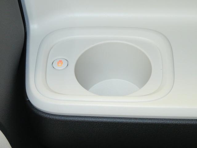 ムーヴキャンバスストライプスＧ　　届出済未使用車　キーフリー　１年間無料保証電動パーキングブレーキ　コーナーセンサ　パノラマカメラ　運転席・助手席シートヒーター　両側パワースライドドア　運転席助手席エアバッグ　試乗車ＵＰ　ＬＥＤライト　ワンオーナー　パワーウィンドウ（三重県）の中古車