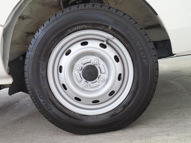 ハイゼットトラックジャンボ　　　　４ＷＤ　５ＭＴ　荷台作業照明　１年間無料保証前方用ドライブレコーダー　ゲートチェーン　マニュアルエアコン　デフロック　あゆみ板掛け　レベリング　キーレスエントリー　ＬＥＤヘッド　ＥＴＣ　ワンオーナー　パワーウィンドウ（三重県）の中古車