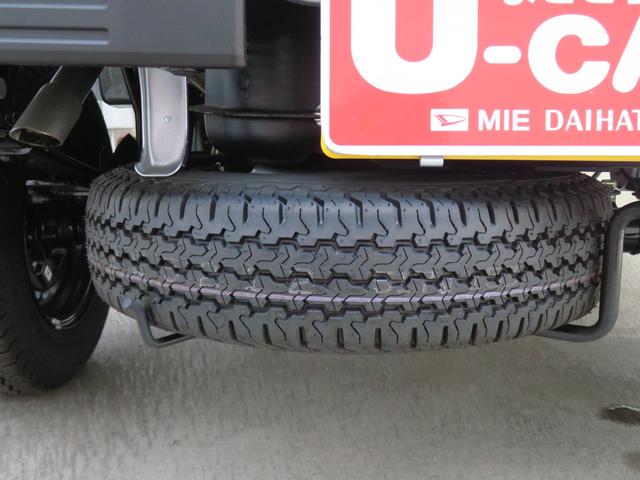 ハイゼットトラックジャンボエクストラ　４ＷＤ　届出済未使用車　１年間無料保証キーフリー　パワーウィンドウ　デフロック　荷台作業照明　コーナーセンサー　マニュアルエアコン　あゆみ板掛け　ゲートチェーン　ＬＥＤヘットライト　電動格納ミラー　アイドリングストップ　記録簿　ＣＶＴ（三重県）の中古車