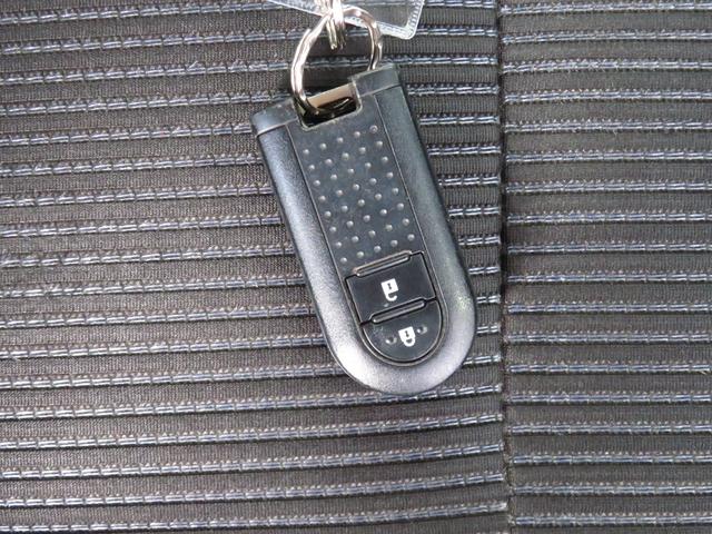 ムーヴカスタム　Ｘリミテッド　ＳＡIII　　　　　　１年間無料保証７型ディスプレイオーディオ　バックカメラ　前方用ドライブレコーダー　Ｂｌｕｅｔｏｏｔｈ対応　ＵＳＢ接続　ＤＶＤ再生　オートエアコン　運転席シートヒーター　キーフリー　純正フロアマット　電動格納ミラー（三重県）の中古車