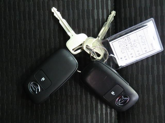 ハイゼットトラックジャンボエクストラ　　　　　　４ＷＤ　ＣＶＴ　１年間無料保証コーナーセンサー　デフロック　キーフリー　ゲートチェーン　マニュアルエアコン　あゆみ板掛け　荷台ゴムマット　荷台作業照明　電動格納式ミラー　純正フロアマット　パワーウィンドウ　ＬＥＤヘッドライト（三重県）の中古車