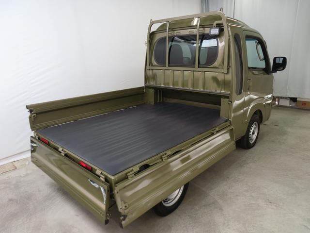 ハイゼットトラックジャンボエクストラ　　　　　　４ＷＤ　ＣＶＴ　１年間無料保証コーナーセンサー　デフロック　キーフリー　ゲートチェーン　マニュアルエアコン　あゆみ板掛け　荷台ゴムマット　荷台作業照明　電動格納式ミラー　純正フロアマット　パワーウィンドウ　ＬＥＤヘッドライト（三重県）の中古車