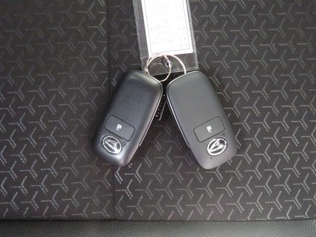 ロッキープレミアムＧ　　純正９型ナビ　パノラマカメラ　１年間無料保証電動パーキングブレーキ　コーナーセンサー　前後ドラレコ　ＥＴＣ　キーフリー　運転席・助手席シートヒーター　Ｂｌｕｅｔｏｏｔｈ対応　ＵＳＢ接続　ＤＶＤ再生　オートエアコン　パワーウィンドウ（三重県）の中古車