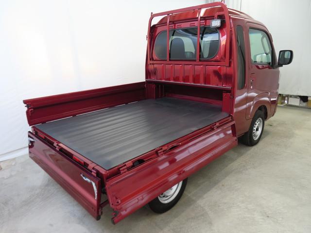 ハイゼットトラックジャンボエクストラ　　４ＷＤ　ＣＶＴ　記録簿　１年間無料保証デフロック　キーフリー　パワーウィンドウ　ゲートチェーン　あゆみ板掛け　荷台ゴムマット　マニュアルエアコン　電動格納ミラー　荷台作業照明　コーナーセンサー　プッシュスタート　ワンオ−ナ−　フロアマット（三重県）の中古車