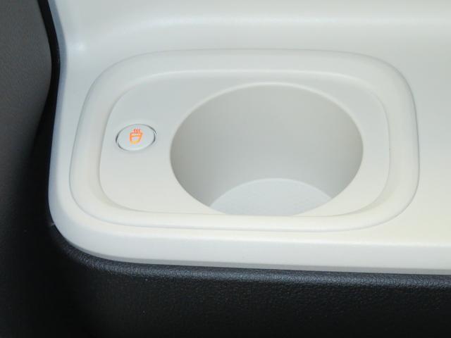 ムーヴキャンバスストライプスＧ　運転席・助手席シートヒーター　１年間無料保証電動パーキングブレーキ　コーナーセンサー　電動格納ミラー　Ｗパワースライドドア　前後誤発進抑制　セキュリティーアラーム　バックカメラ　試乗車ＵＰ　プッシュスタート　車線逸脱警告　オートエアコン（三重県）の中古車