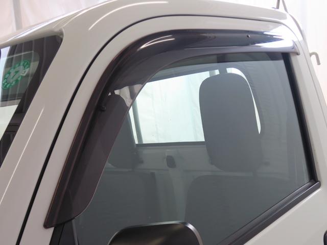 ハイゼットトラックスタンダード　　　４ＷＤ　４ＡＴ　レベリング　１年間無料保証ゲートプロテクター　マニュアルエアコン　純正フロアマット　ＡＭ／ＦＭラジオ　あゆみ板掛け（三重県）の中古車