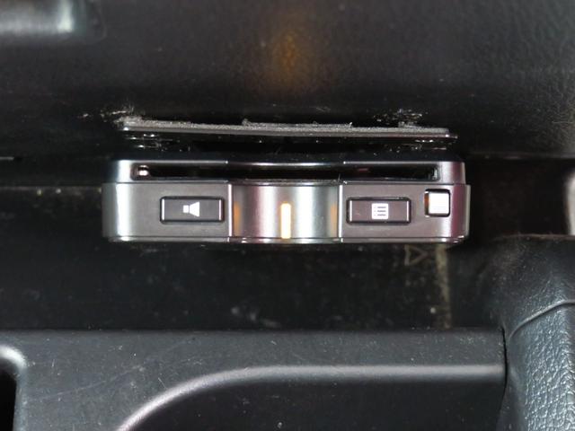 ハイゼットトラックジャンボＳＡIIIｔ　４ＷＤ　４ＡＴ　ＥＴＣ　１年間無料保証荷台作業照明　ゲートチェーン　レベリング　ゲートプロテクター　あゆみ板掛け　荷台ゴムマット　マニュアルエアコン　純正７型ナビ　キーレスエントリー　パワーウィンドウ　純正フロアマット　Ｂｌｕｅｔｏｏｔｈ（三重県）の中古車