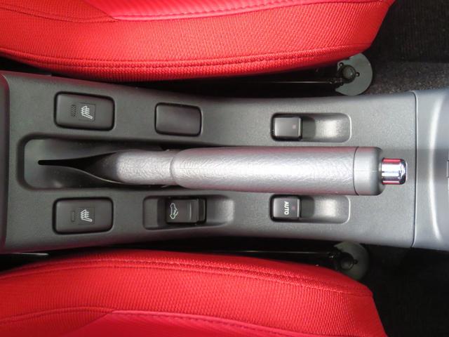 コペンセロ　　　　オートエアコン　パワーウィンドウ　１年間無料保証運転席・助手席シートヒーター　キーフリー　整備記録簿　ターボエンジン　運転席エアバッグ　ＬＥＤヘットランプ　ＡＢＳ　アルミホイール　衝突安全ボディ　ワンオーナーカー　元試乗車　アイドリングストップ（三重県）の中古車