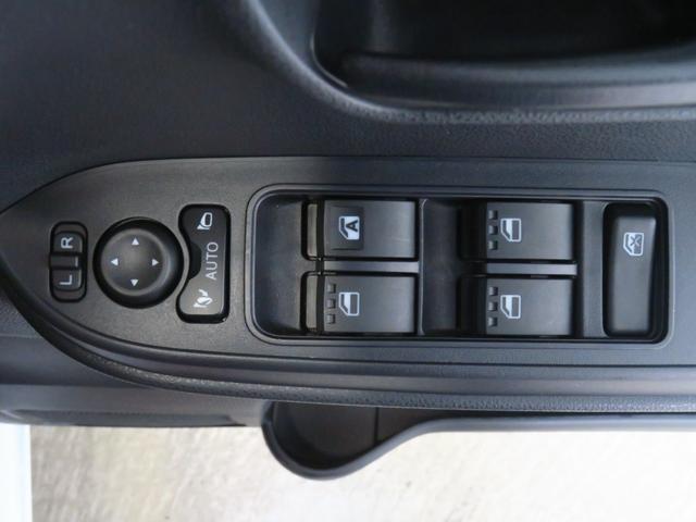 タントX 助手席側パワースライドドア バックカメラ 1年間無料保証電動パーキングブレーキ コーナーセンサー キーフリー オートエアコン 盗難防止アラーム i−stop 電格ミラー LEDランプ 1オーナー オートライト パワーウィンドウ 運転席・助手席シートヒーター(三重県)の中古車