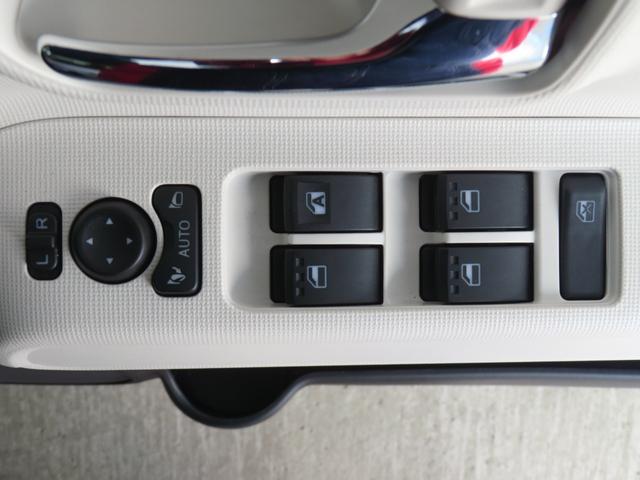 ムーヴキャンバスストライプスＧ　運転席・助手席シートヒーター　１年間無料保証電動パーキングブレーキ　コーナーセンサー　Ｗパワースライドドア　地デジ　バックカメラ　試乗車ＵＰ　ワイヤレス充電　ＨＤＭＩ接続　キーフリー　Ｂｌｕｅｔｏｏｔｈ対応　純正９型ディスプレイオーディオ（三重県）の中古車