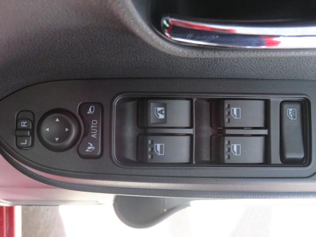 タントカスタムX 運転席・助手席シートヒーター 1年間無料保証電動パーキングブレーキ コーナーセンサー 1オーナー アイドリングS 展示車 電動格納式ミラー 衝突安全ボディ LEDヘッドライト パノラマカメラ 両側パワースライドドア オートエアコン キーフリー(三重県)の中古車