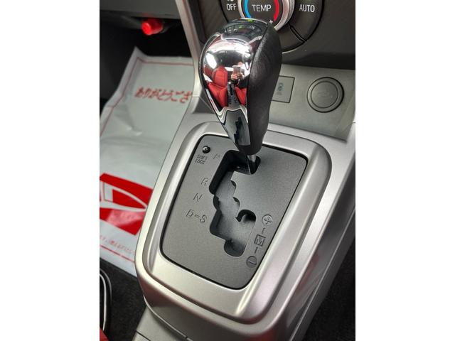 コペンセロ　　　　オートエアコン　コーナーセンサー　１年間無料保証運転席・助手席シートヒーター　キーフリー　助手席エアバック　ターボエンジン　ＡＢＳ　アルミホイール　衝突安全ボディ　パワーウィンドウ　ＬＥＤヘッドライト　元ディーラー試乗車（三重県）の中古車