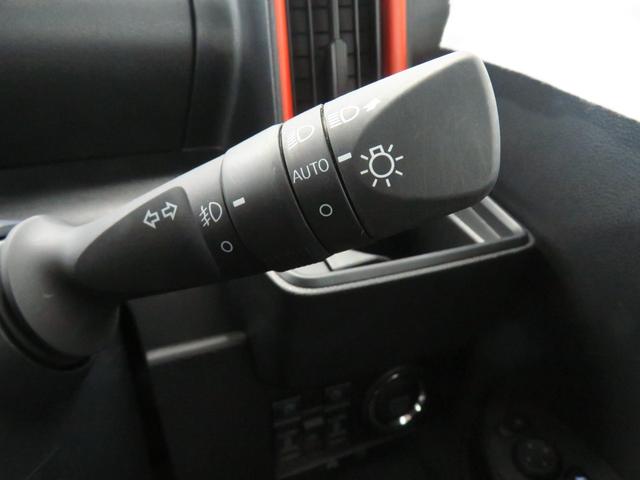 タントファンクロス 運転席・助手席シートヒーター 1年間無料保証電動パーキングブレーキ コーナーセンサ 純正9型ディスプレイオーディオ Bluetooth プッシュスタート 電動格納ドアミラー 展示車 バックカメラ HDMI接続 両側パワースライドドア キーフリー(三重県)の中古車