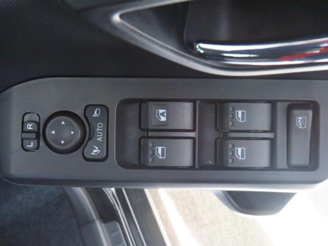 タフトGターボ クロムベンチャー 届出済未使用車 1年間無料保証電動パーキングブレーキ コーナーセンサー アダクティブクルーズコントロール 電動格納ドアミラー オートエアコン レーンアシスト ワンオーナー車 バックカメラ 運転席・助手席シートヒーター キーフリー(三重県)の中古車