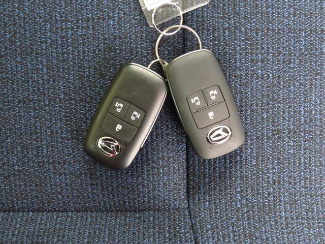 ムーヴキャンバスセオリーＧ　　　運転席・助手席シートヒーター　１年間無料保証電動パーキングブレーキ　コーナーセンサー　純正９型ディスプレイオーディオ　ＬＥＤライト　電格ミラー　地デジ　両側パワースライドドア　バックカメラ　Ｂｌｕｅｔｏｏｔｈ対応　ＨＤＭＩ接続　キーフリー（三重県）の中古車