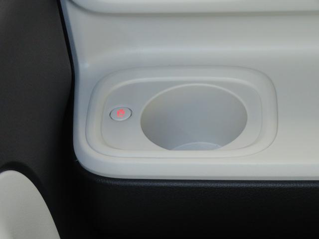 ムーヴキャンバスストライプスＧ　　届出済未使用車　キーフリー　１年間無料保証電動パーキングブレーキ　コーナーセンサー　両側パワースライドドア　純正９型ディスプレイオーディオ　運転席・助手席シートヒーター　バックカメラ　地デジ　試乗車ＵＰ　Ｂｌｕｅｔｏｏｔｈ対応　ＨＤＭＩ接続（三重県）の中古車