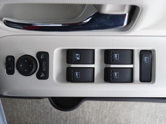 ムーヴキャンバスストライプスＧ　　届出済未使用車　キーフリー　１年間無料保証電動パーキングブレーキ　コーナーセンサー　両側パワースライドドア　純正９型ディスプレイオーディオ　運転席・助手席シートヒーター　バックカメラ　地デジ　試乗車ＵＰ　Ｂｌｕｅｔｏｏｔｈ対応　ＨＤＭＩ接続（三重県）の中古車