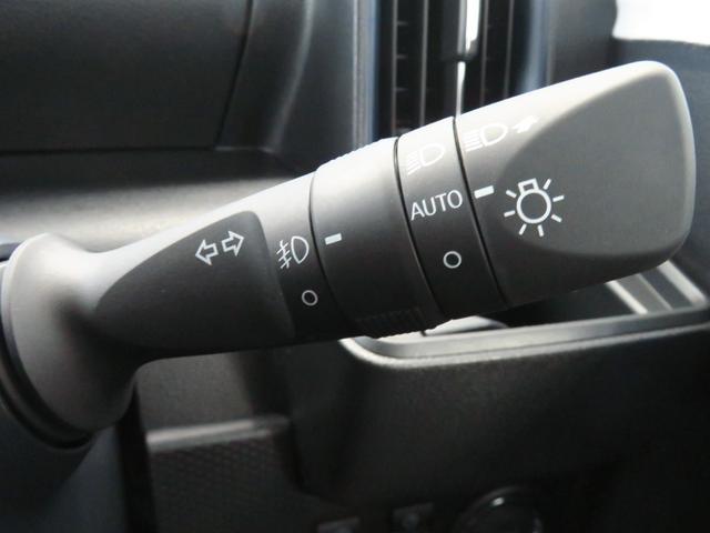 タントカスタムX 届出済未使用車 パワーウィンドウ 1年間無料保証電動パーキングブレーキ コーナーセンサー オートエアコン バックカメラ 1オーナー 展示車 両側パワースライドドア 運転席・助手席シートヒーター キーフリー 電動格納ミラー LEDヘッドライト(三重県)の中古車