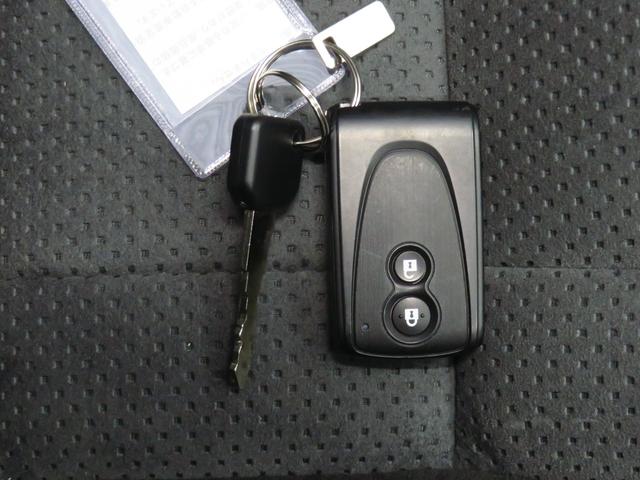 コペンＧＲ　スポーツ　　　ＧＲ専用純正レカロシート　１年間無料保証運転席・助手席シートヒーター　キーフリー　ＬＥＤヘッドライト　オートエアコン　パワーウィンドウ　プッシュ式エンジンスターター　ＢＢＳ製１６インチアルミホイール　ＧＲ専用ＭＯＭＯ製ハンドル　オートライト（三重県）の中古車