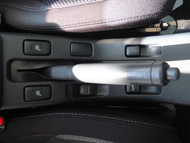 コペンセロ運転席・助手席シートヒーター キーフリー 整備記録簿 ターボ LEDヘットランプ ABS アルミホイール 衝突安全ボディ 元ディーラー試乗車 アイドリングストップ プッシュ式エンジンスターター(三重県)の中古車