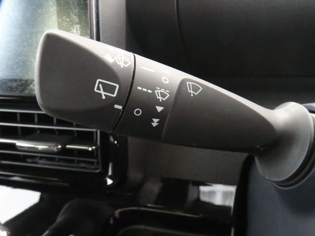 タントカスタムＸリミテッド　パノラマカメラ　ＥＴＣ　１年間無料保証両側パワースライドドア　コーナーセンサー　ＬＥＤヘッドランプ　アダプティブクルーズ　ブルートゥース　純正９型ディスプレイオーディオ　運転席・助手席シートヒーター　キーフリー　ＨＤＭＩ接続（三重県）の中古車