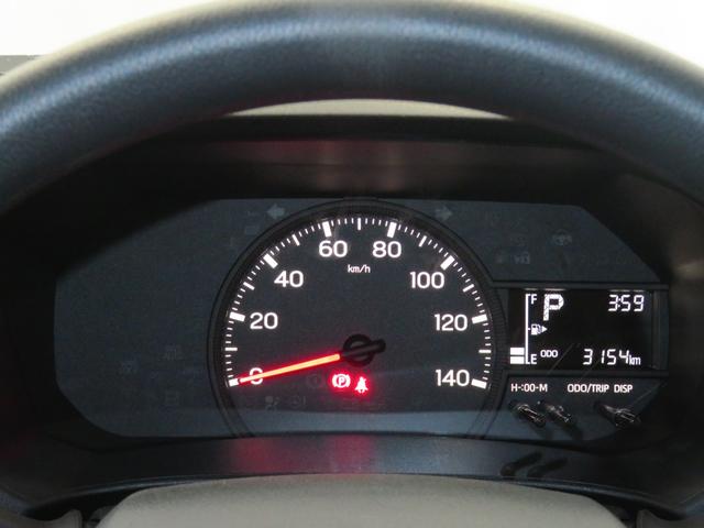 ハイゼットカーゴＤＸ　　　２ＷＤ　ＣＶＴ　マニュアルエアコン　１年間無料保証コーナーセンサー　アイドリングストップ　キーレスエントリー　運転席助手席エアバック　オートライト　記録簿　ＡＢＳ　試乗車ＵＰ　パワーウィンドウ　レベリング　ＡＭ／ＦＭラジオ（三重県）の中古車