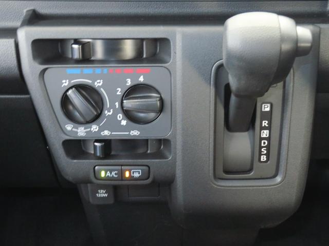 ハイゼットカーゴＤＸ　　　２ＷＤ　ＣＶＴ　マニュアルエアコン　１年間無料保証コーナーセンサー　アイドリングストップ　キーレスエントリー　運転席助手席エアバック　オートライト　記録簿　ＡＢＳ　試乗車ＵＰ　パワーウィンドウ　レベリング　ＡＭ／ＦＭラジオ（三重県）の中古車