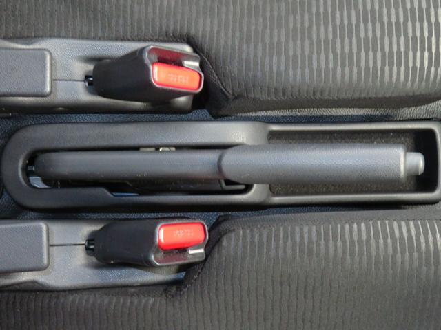 ハイゼットカーゴＤＸ　　　２ＷＤ　ＣＶＴ　マニュアルエアコン　１年間無料保証コーナーセンサー　アイドリングストップ　キーレスエントリー　運転席助手席エアバック　オートライト　記録簿　ＡＢＳ　試乗車ＵＰ　パワーウィンドウ　レベリング　ＡＭ／ＦＭラジオ（三重県）の中古車