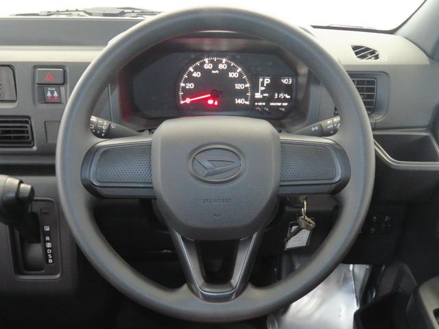 ハイゼットカーゴＤＸ　　　２ＷＤ　ＣＶＴ　マニュアルエアコン　１年間無料保証コーナーセンサー　アイドリングストップ　キーレスエントリー　運転席助手席エアバック　オートライト　記録簿　ＡＢＳ　試乗車ＵＰ　パワーウィンドウ　レベリング　ＡＭ／ＦＭラジオ（三重県）の中古車