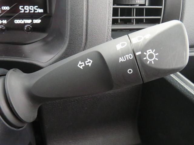 ハイゼットカーゴDX 2WD CVT マニュアルエアコン 1年間無料保証アイドリングストップ コーナーセンサー キーレスエントリーシステム 衝突安全ボディ 1オーナー車 両側スライドドア オートライト 記録簿 ABS レベリング AM/FMラジオ パワーウィンドウ(三重県)の中古車