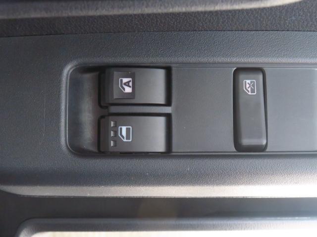 ハイゼットカーゴDX 2WD CVT マニュアルエアコン 1年間無料保証アイドリングストップ コーナーセンサー キーレスエントリーシステム 衝突安全ボディ 1オーナー車 両側スライドドア オートライト 記録簿 ABS レベリング AM/FMラジオ パワーウィンドウ(三重県)の中古車